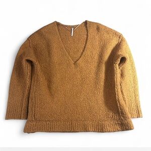 Free People Burnt Orange/Tan Bouclé Alpaca Blend Oversized V-neck Sweater